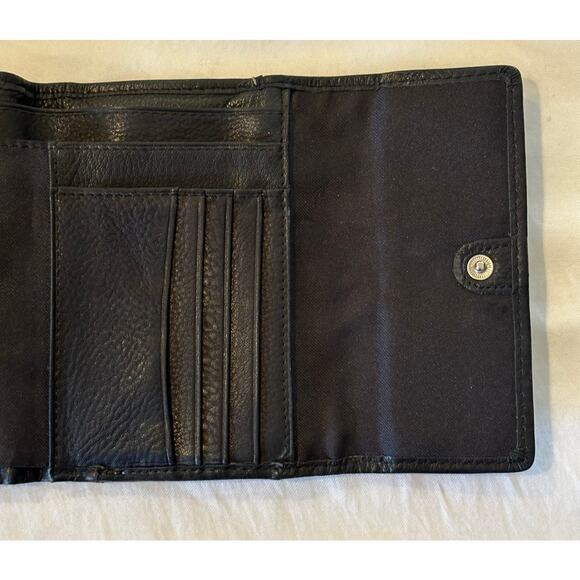 FOSSIL Women's Black LEATHER Wallet TriFold Flap Snap Closure Zip Vintage 90s - Picture 9 of 9